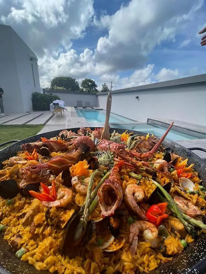 Utopia Luxury Villa Hatillo