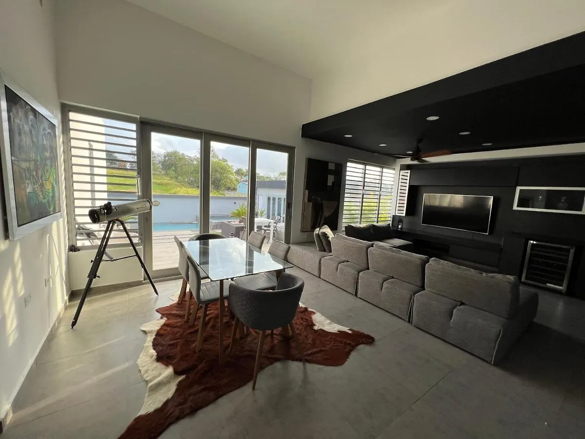 Utopia Luxury Villa Hatillo