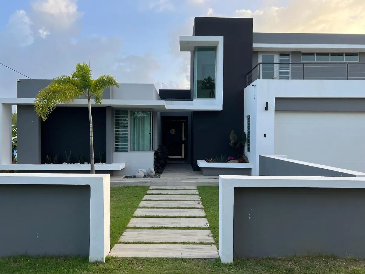 Utopia Luxury Villa Hatillo 0*,