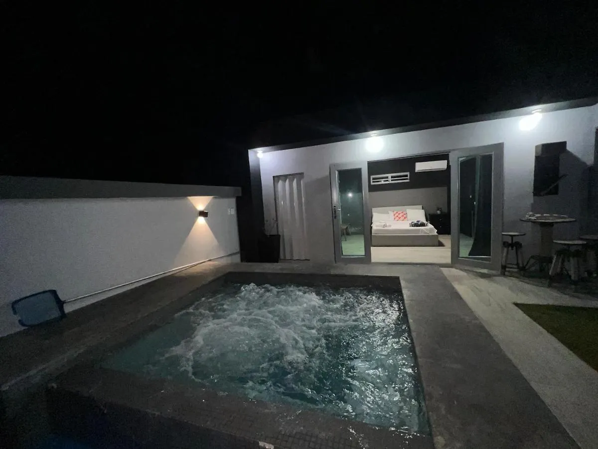 Utopia Luxury Villa Hatillo